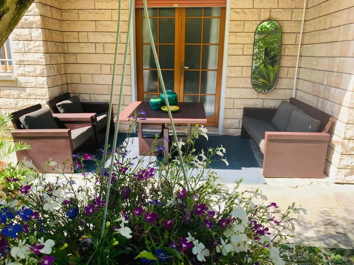 Traveller - 2 Bedrooms Apartment Rimini 0*,  Italien